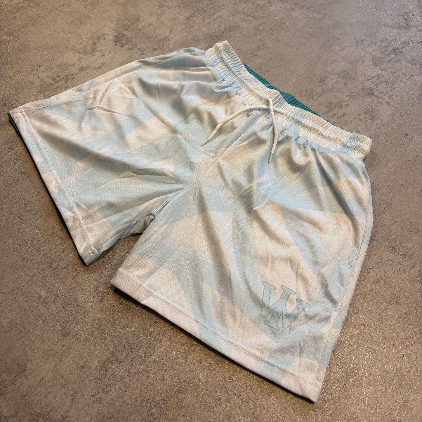 TIFFANY & WHITE (Reversible Shorts)