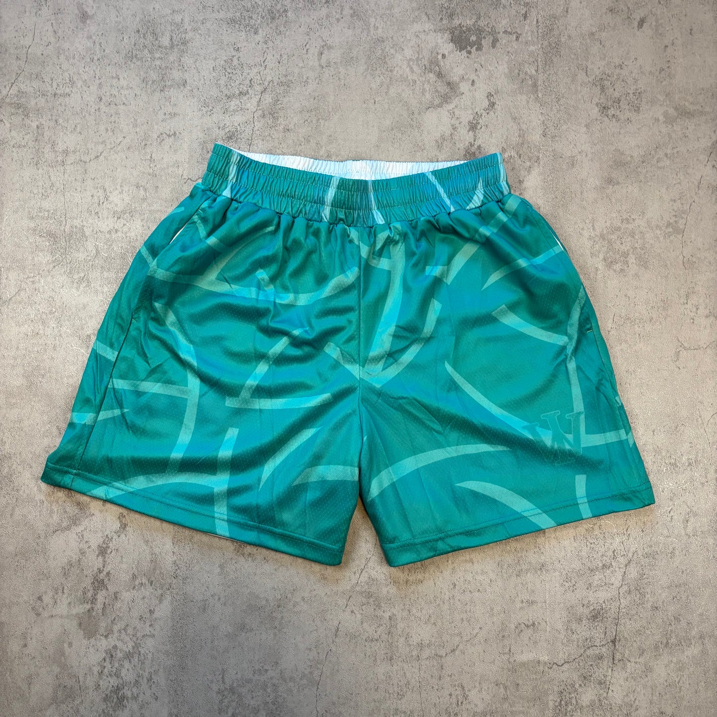 TIFFANY & WHITE (Reversible Shorts)